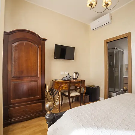 Bed & Breakfast Regina Tivoli