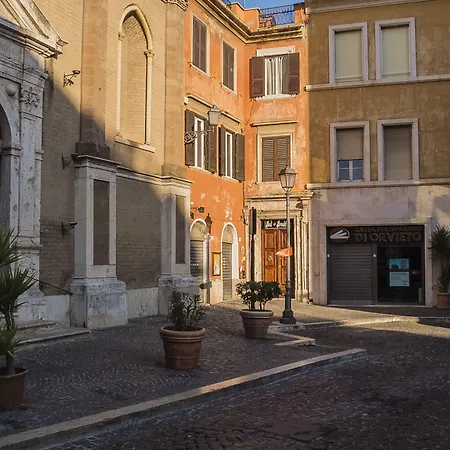 Regina 4*